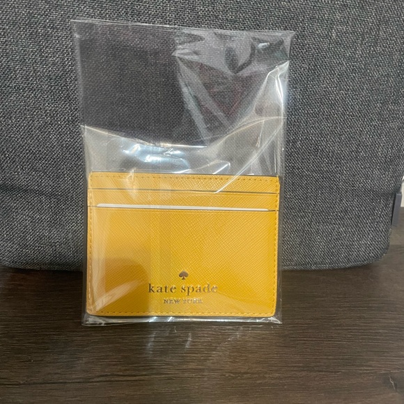 Kate Spade Yellow Card Holder - Picture 1 of 2